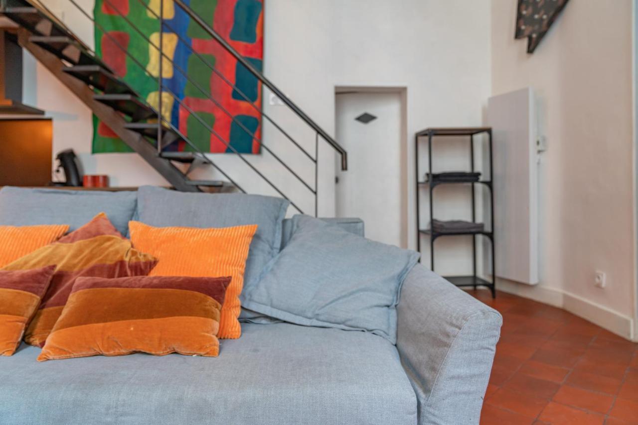 Loft Calme A La Maison Carree - Une Nuit A Nimes Exterior photo